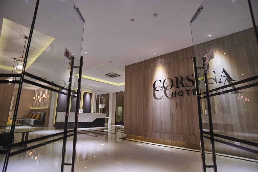 Corsica 3*